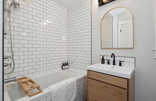 Lower Lonsdale House | Modern Lower Lonsdale Dream Home
