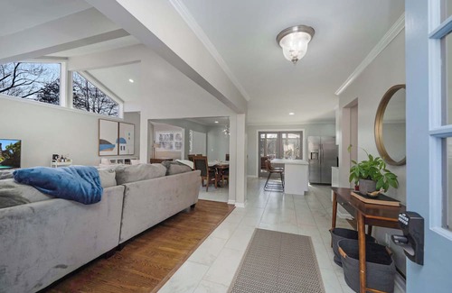 Huntsville House | Traveling Professional Paradise