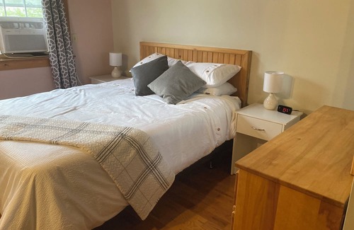 Charlottetown Apartment | Country setting in Charlottetown. Minutes from shops and restaurants