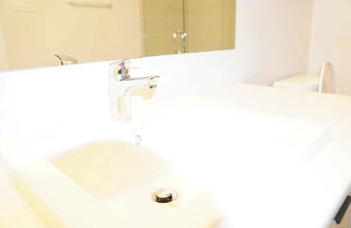 Chapel Hill South House | Clean, beautiful and spacious home close to gyms, malls and restaurants
