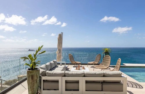Zona Hotelera Villa | Mansion with everything included Yacht, chef, cleaning, transportation and more