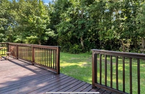 Fleming House | Charming house with AC in Richmond Hill - Perfect for a getaway