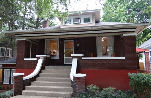 Crescent Hill House | Cozy home in Crescent Hill