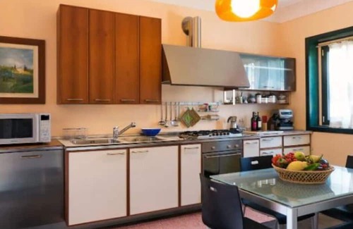 Modica Cottage | Delightful Sicilian Retreat with Pool, Gardens, and Coastal Views Near Modica
