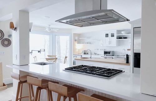 North Hero House | NEW! Gracious contemporary 5BR/5BA lake house with private beach