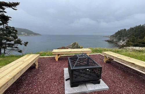 Chance Cove Apartment | Cliffside Chance Cove Unit #1
