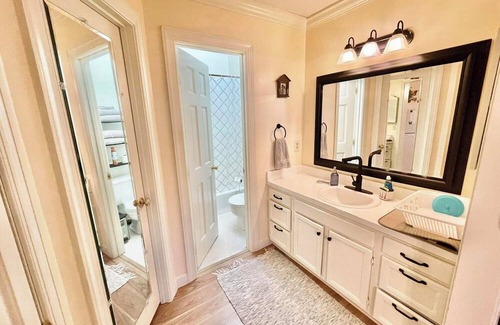 Cary Apartment | Cary Cottage Studio w/ Private Fenced Yard - Greenway Access, Quiet Neighborhood