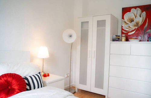 Chaucer House | Modern Tower Bridge 2BR Town House