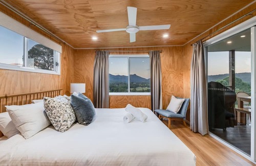 Kunghur Other | Elysium- Blue Mountain Cabin