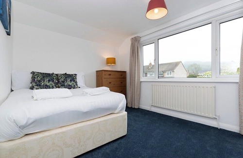 Guisborough House | Cul-De-Sac Cove in Guisborough!