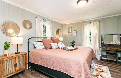 Loretto House | Cozy home!!16 minutes from Markers Mark distillery and log still distillery.