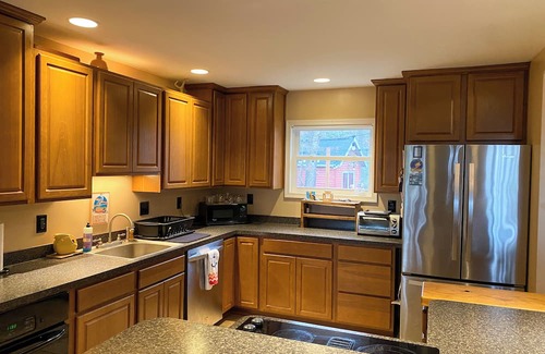 Tall Timbers House | Cozy home in idyllic Tall Timbers just a short walk to the Potomac River!
