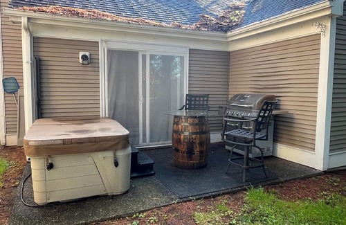 Buechel House | Warm Contemporary Comfort!