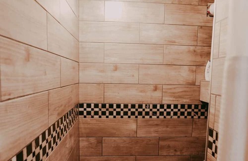 Trapper Creek House | Shunem Cottage -HCRL