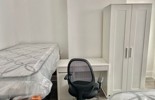 Hoboken Apartment | 409- 3 Bed/2Bth Apt W Stainless Steel Appliances!