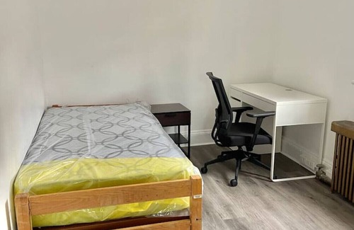 Hoboken Apartment | 409- 3 Bed/2Bth Apt W Stainless Steel Appliances!