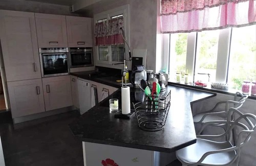 Verneusses Villa | Homerez - Charming Villa with Private Pool in Verneusses + Billiards