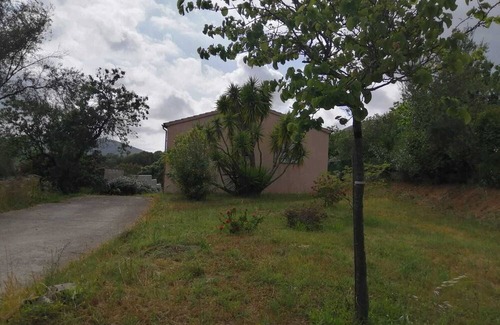 Afa House | Agréable Villa - Proche mer et Montagne