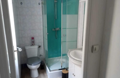 Cagny House | Homerez - Nice house for 4 ppl. with garden at Cagny