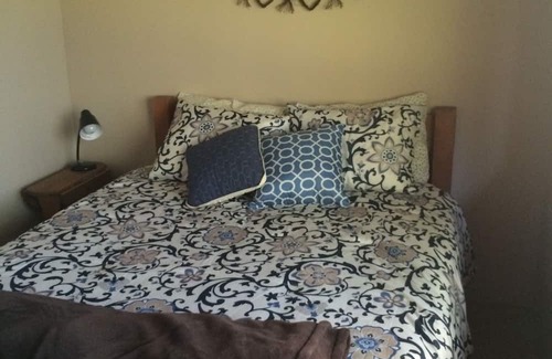 Kalispell Cottage | Welcome to Creston Country Cottage, your gateway to an enchanting retreat!