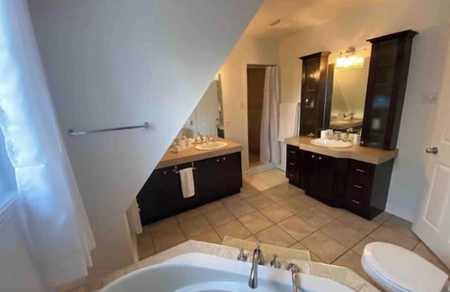 Sainte-Ann-des-Lacs Ski Chalet | Vrbo Property