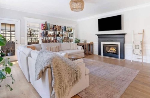 Garner House | Tucked away in the forest on over an acre,perfect for a cozy family getaway