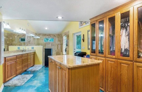 Fruitville House | Tranquility. Oh what a feeling. nnWaterfront fishing.nnLovely 3 Bedroom 3 Bath