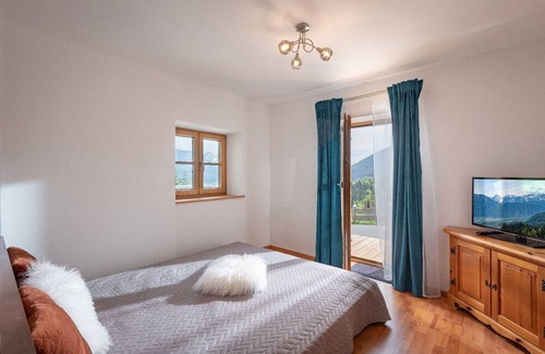 Oberaudorf Apartment | Romantik- und Familien-berghütte "wildbarren" für Max. 7 Personen