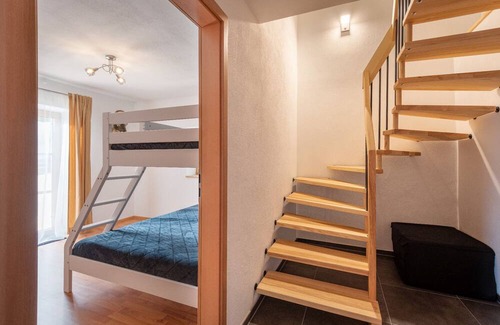Oberaudorf Apartment | Romantik- und Familien-berghütte "wildbarren" für Max. 7 Personen