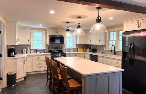 West Barnstable House | BRAND NEW LISTING! 3BD Renovated Farmhouse Overlooking Harvest Moon Farms. Close to Barnstable Village, Millway Beach and Barnstable Harbor.