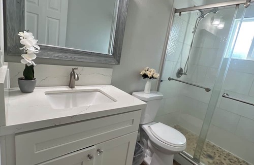 Stockton House | Lovely Charming Home 4 bdrm