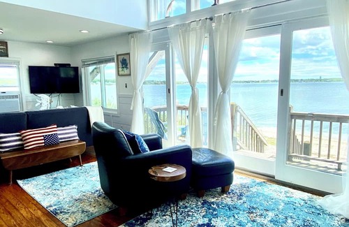 Fairhaven House | Private Ocean Front Beach House with 4 bedrooms Sleeps 8 Has a Mooring