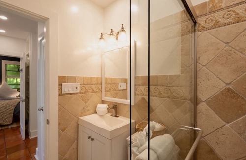 Midtown House | Banyan Rose: Relax in your backyard. All new appliances inside.