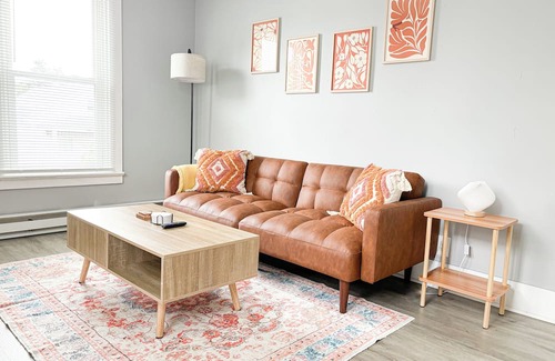 Piqua Apartment | Stylish 2-Bedroom duplex in prime location!