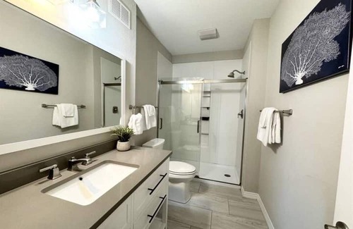Corolla House | Ocean Front + Sound Views in Pine Island! Saltwater Pool & Direct Beach Access