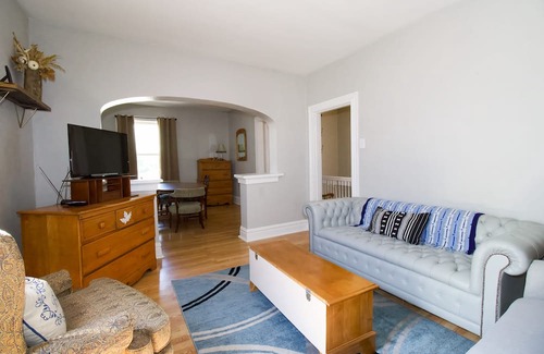 St. Louis Apartment | Charming Urban Cozy Retreat with a fireplace and backyard garden. Pet/Friendly!