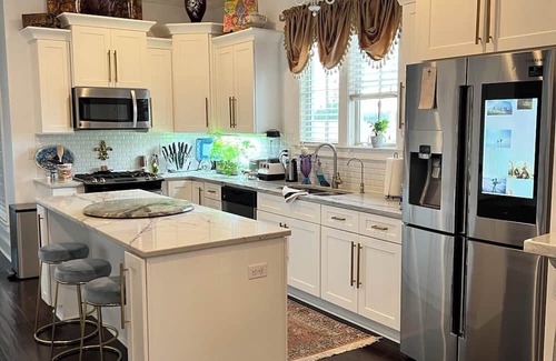 Youngsville House | Charming Private Room at Sugar Mill Pond