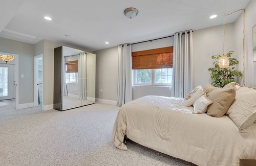 Cary House | Suite in Cary with sunroom!