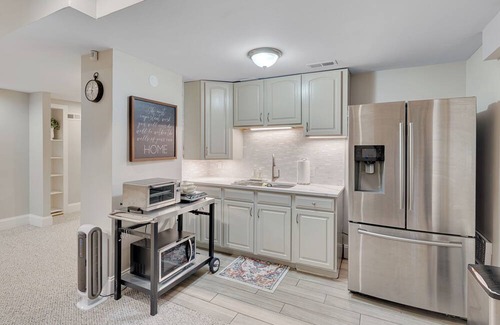 Cary House | Suite in Cary with sunroom!