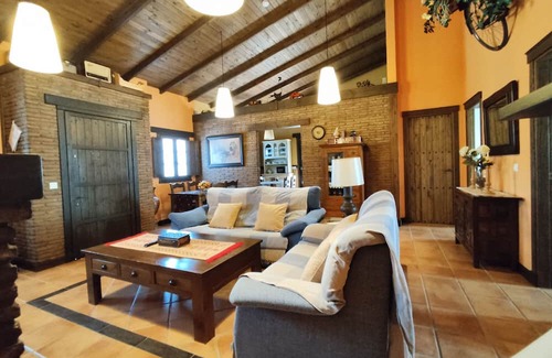 Casabermeja House | Holiday Home 'Country House' with Mountain View, Wi-Fi and Air Conditioning
