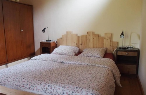 Montjay Apartment | Apartment 'Bois D'estève' with Mountain View, Private Terrace and Wi-Fi