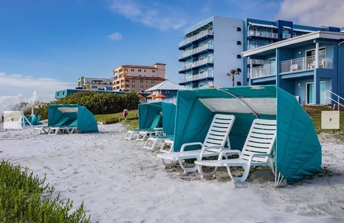 New Smyrna Beach Resort | Coconut Palms Beach Resort II - New Smyrna beach on the beach June 7th-14th only
