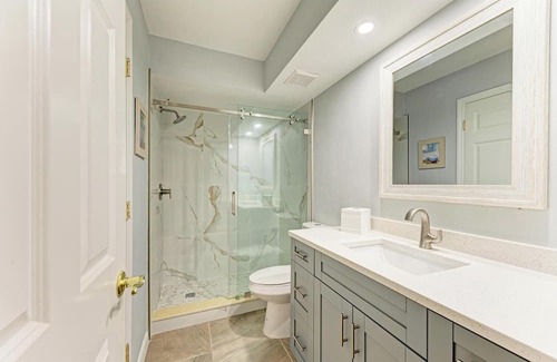 Lutz House | Beautiful Tampa Lakehouse: Serenity Meets Modern Comfort for the Family