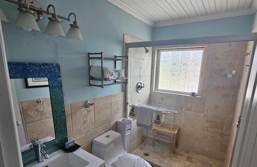 Indian Waterways House | Bay-front, family compound in Tavernier is the perfect Keys retreat.