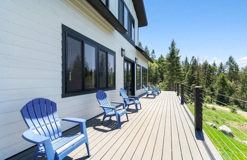 Kalispell House | Summer Availability! Gorgeous home on 5+ acres with amazing views, private hot tub!
