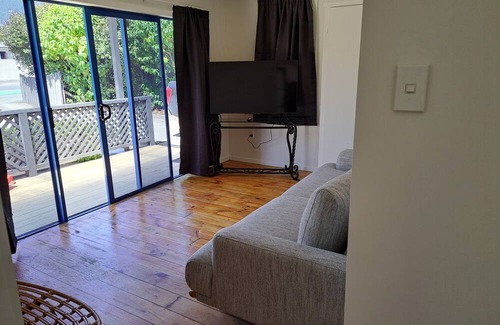 Richmond House | 3bdrm House Central Richmond Sleeps 7. Walking Distance to Central Richmond