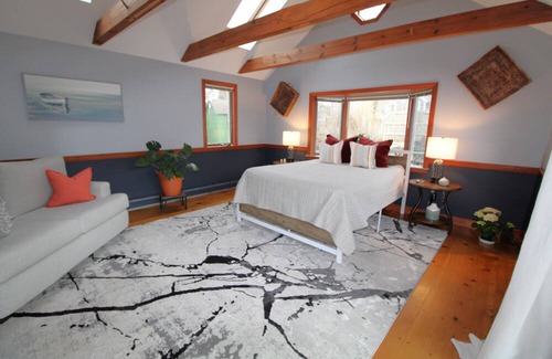 Harwich Center House | Spacious Well Appointed Home in Quiet Neighborhood