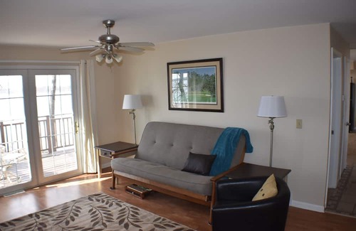 Long Prairie House | Lakehouse family retreat on 800 acre lake.