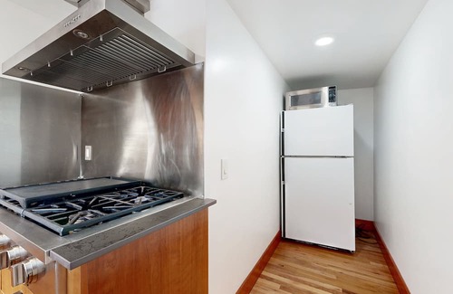 Naturita House | 2-story duplex with mtn views, deck, grill, W/D, & AC