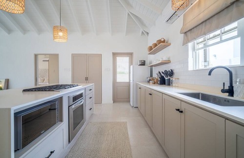 Belair Cottage | Serene, air-conditioned two-bedroom villa with plunge pool and ocean views.